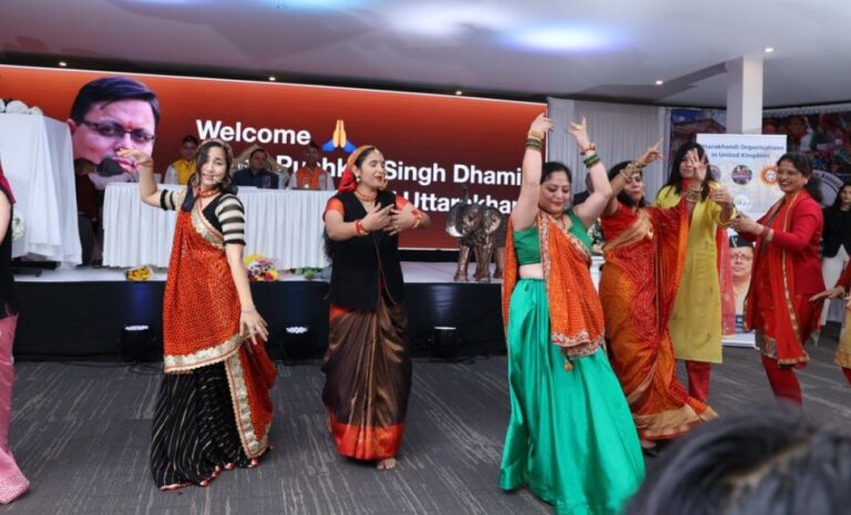 लंदन में सीएम धामी के स्वागत में भव्य रंगारंग कार्यक्रम आयोजित