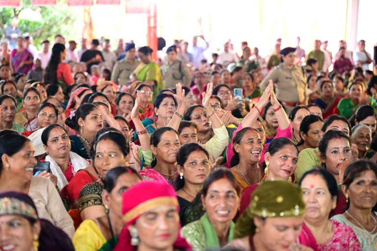 मुख्यमंत्री धामी ने मातृशक्ति से किया सीधा संवाद, महिला सशक्तिकरण को बताया विकास का आधार
