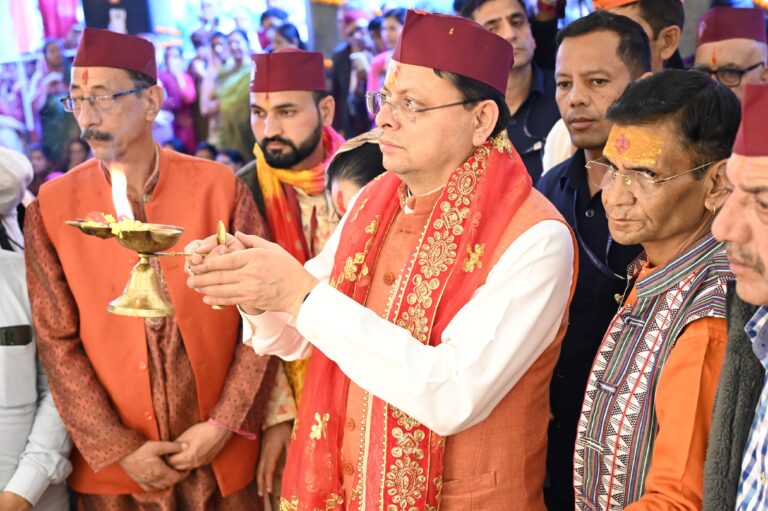 नंदा-सुनंदा की भक्ति में सराबोर हुआ नैनीताल, मुख्यमंत्री श्री धामी ने की प्रदेश की सुख-समृद्धि की कामना